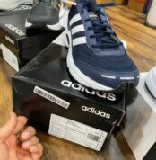 Adidas shoe pallet